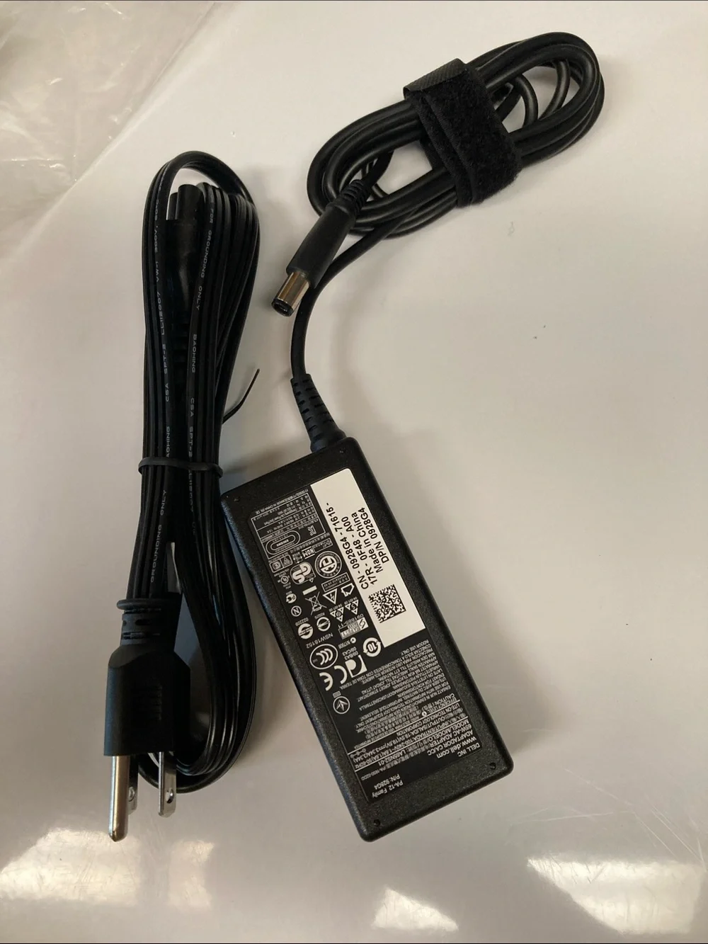 Dell Laptop 65W AC Power Adapter with 6 ft Detachable AC Cord